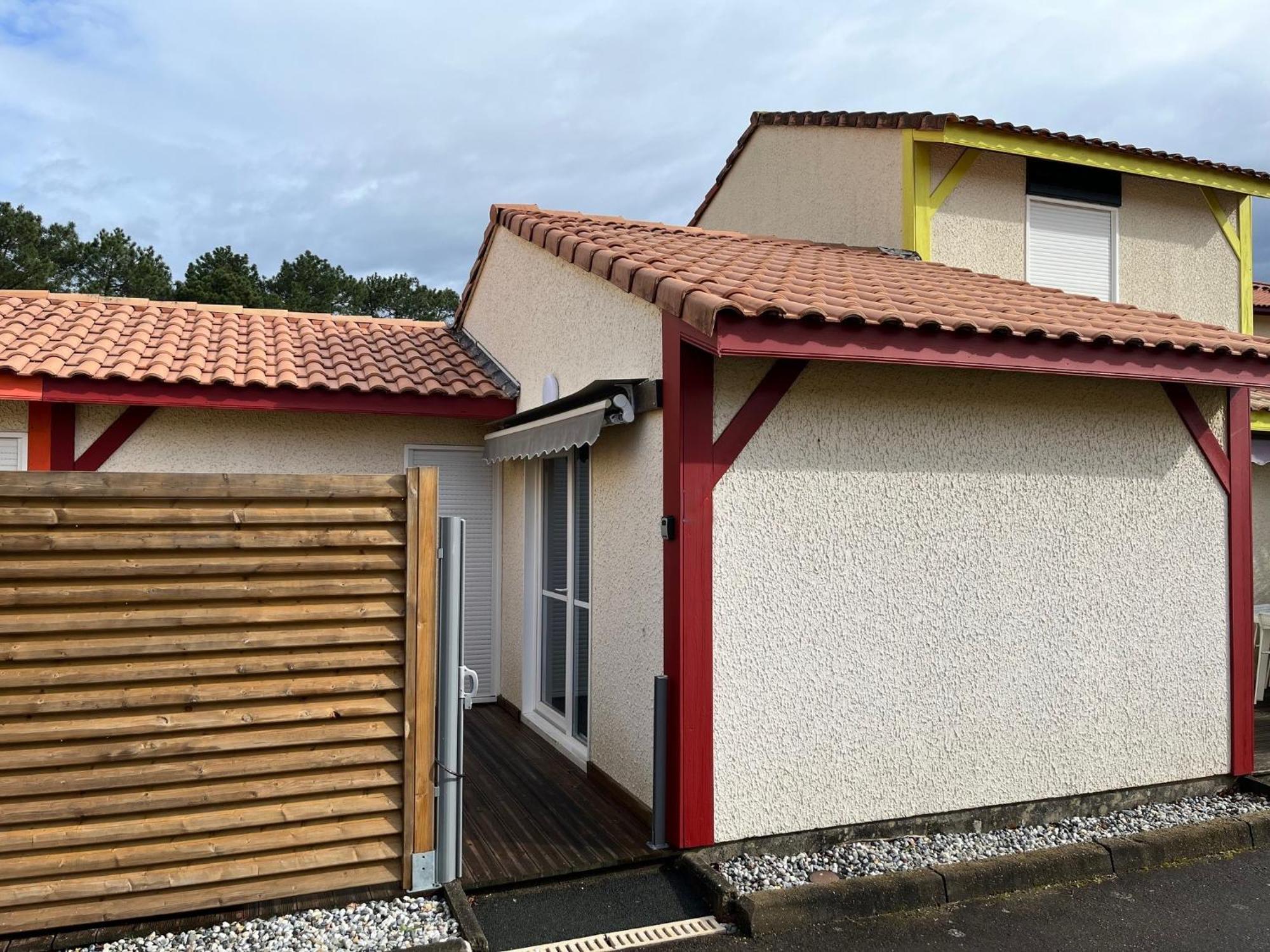 Patrimoine Et Immobilier Villas Du Lac ซุสตง ภายนอก รูปภาพ